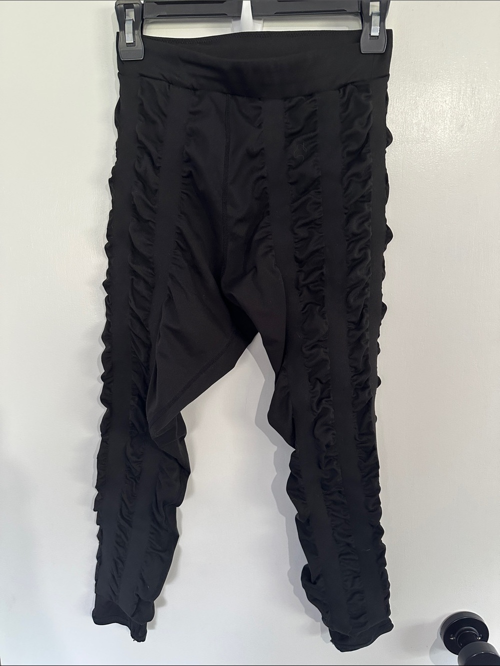 Skinnify Women’s Black Leggings Size Medium